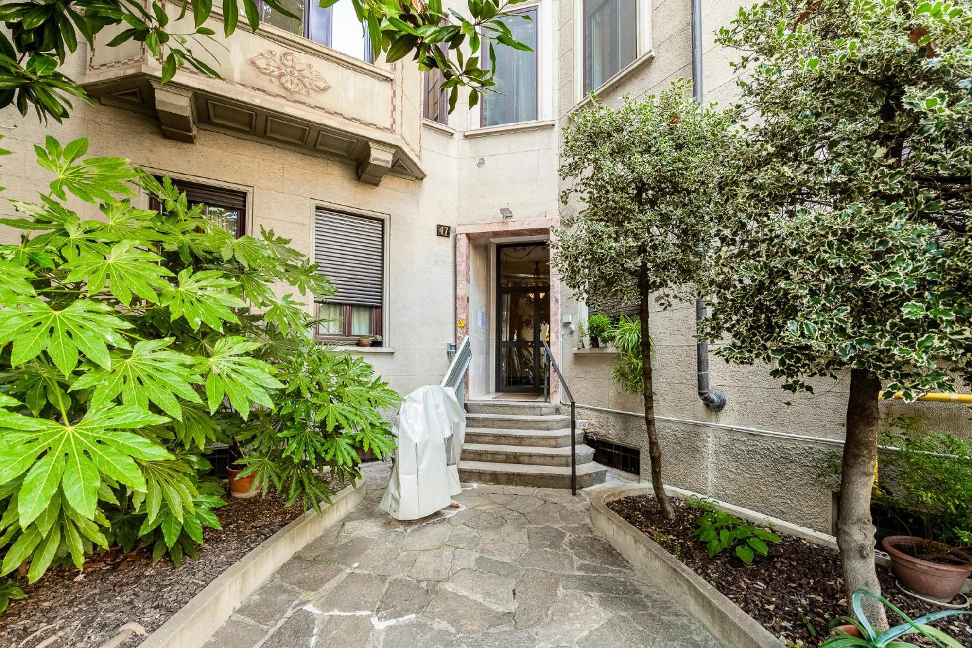 Porta Venezia New Luxury Apt - Wifi Full Equiped Milan Luaran gambar