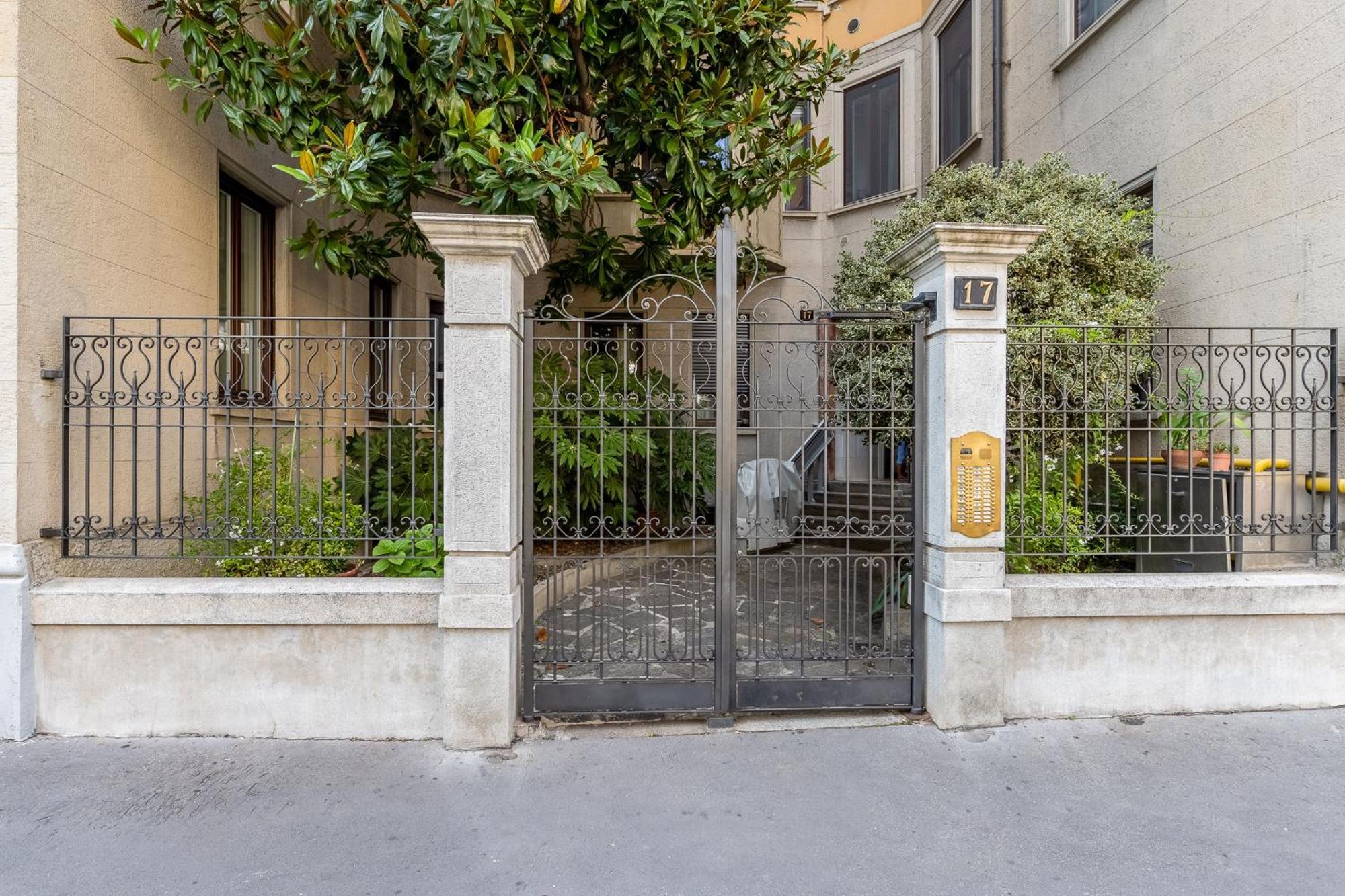 Porta Venezia New Luxury Apt - Wifi Full Equiped Milan Luaran gambar