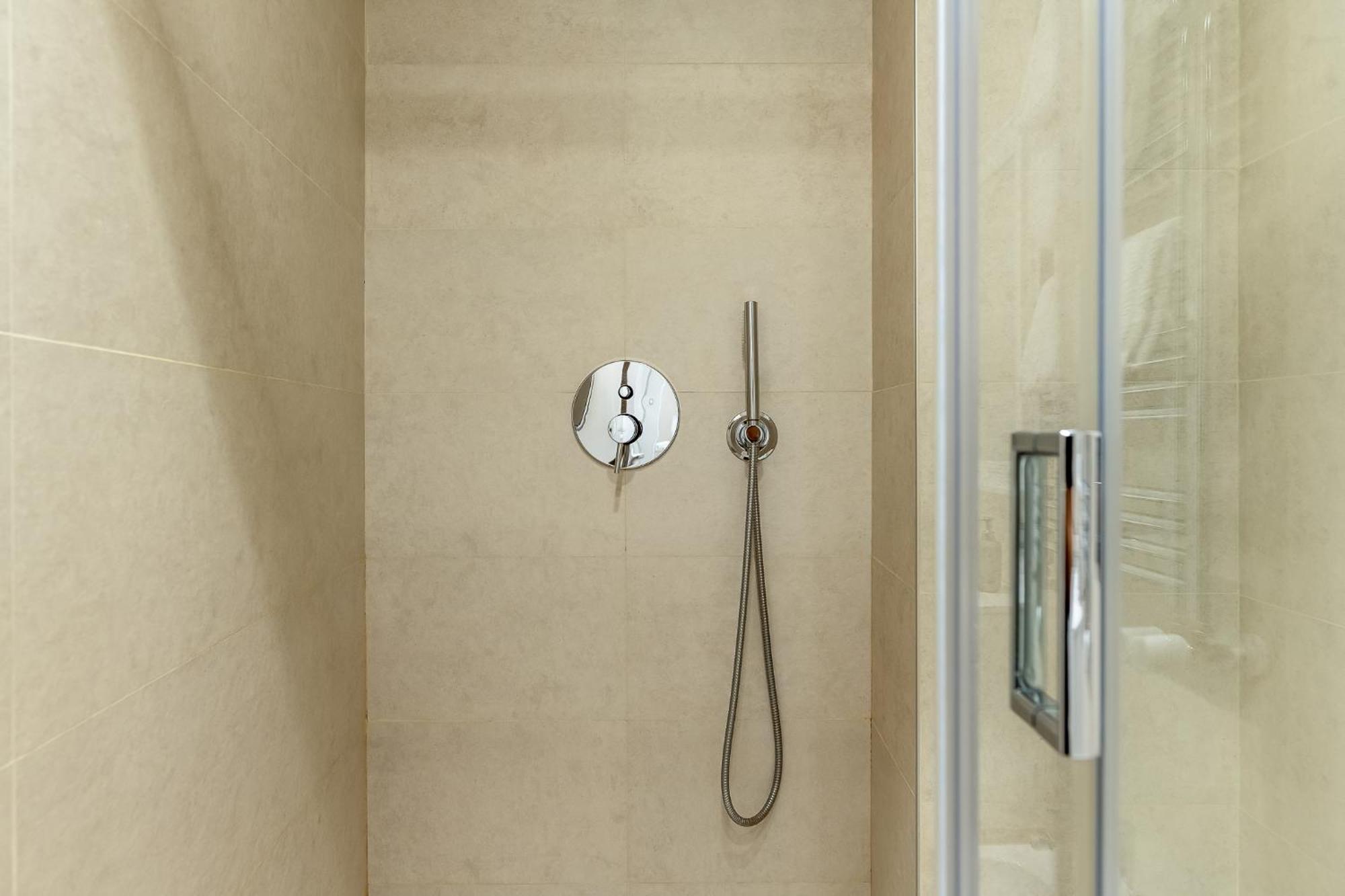 Porta Venezia New Luxury Apt - Wifi Full Equiped Milan Luaran gambar